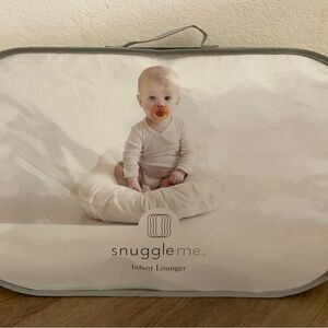 Snuggle Me Infant Lounger